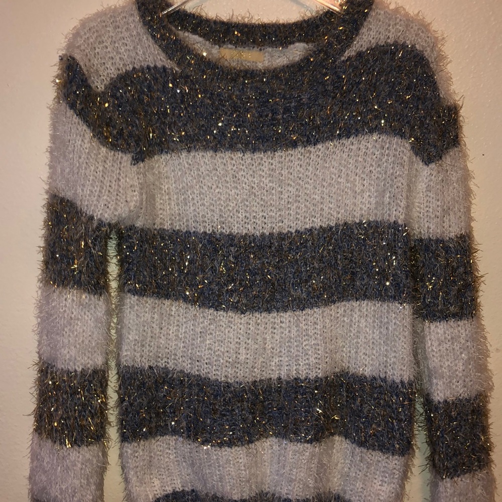 X & Y sweater